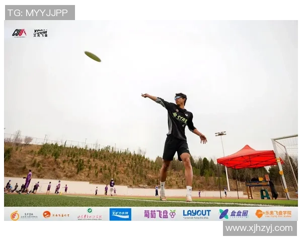 广州飞盘队在极限运动联赛中的团队协作表现分析与点评